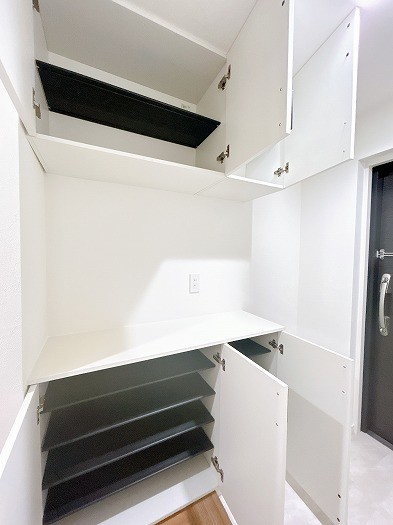 apartment 愛知県豊田市生駒町大坪17番地　キングスコート豊田生駒　1階