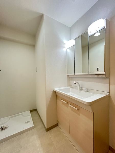 apartment 三重県四日市市南浜田町
地図を見る