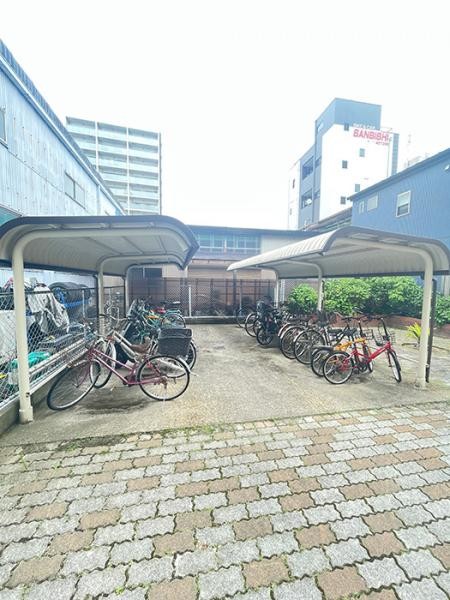 apartment 三重県四日市市西坂部町3800-1