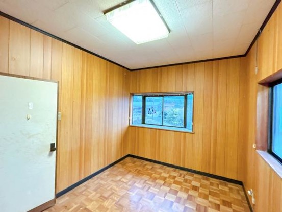 detached 三重県三重郡菰野町大字菰野
地図を見る