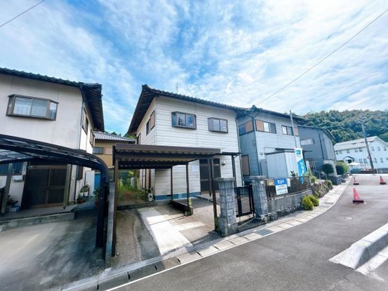 detached 三重県三重郡菰野町大字菰野
地図を見る