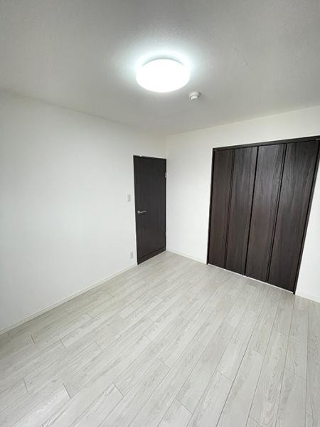 apartment 三重県四日市市沖の島町
地図を見る