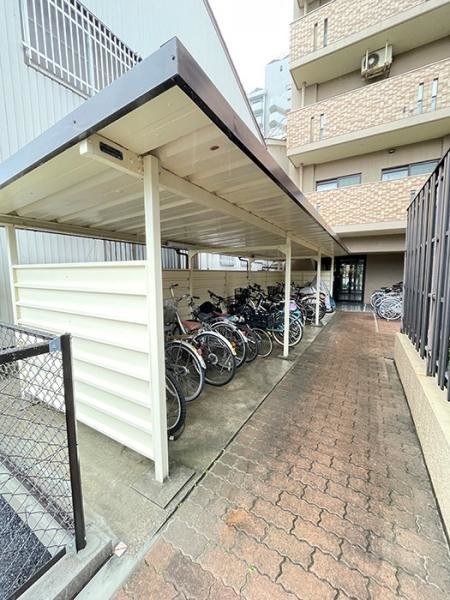 apartment 三重県四日市市沖の島町
地図を見る
