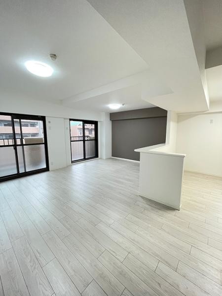 apartment 三重県四日市市沖の島町
地図を見る
