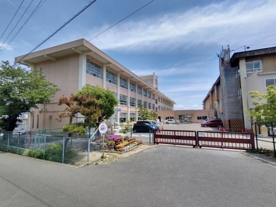 detached 三重県四日市市大矢知町
地図を見る