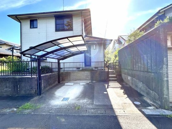 detached 三重県三重郡菰野町大羽根園呉竹町
地図を見る