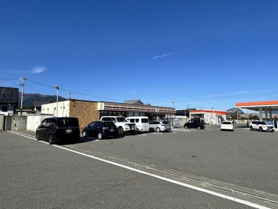 detached 三重県三重郡菰野町大字田口新田
地図を見る