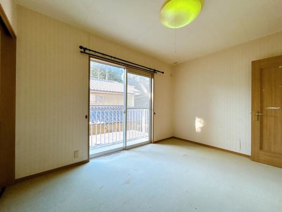 detached 三重県三重郡菰野町大字田口新田
地図を見る