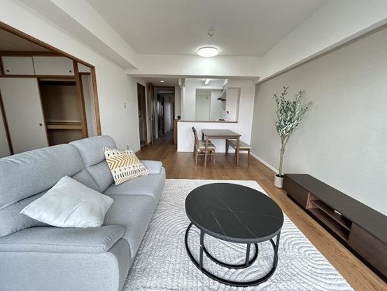 apartment 三重県四日市市西坂部町3800-1