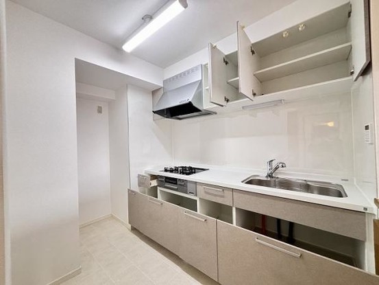 apartment 三重県四日市市西坂部町3800-1