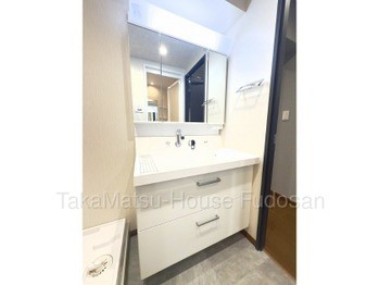 apartment 東京都渋谷区広尾１丁目1-39 恵比寿プライムスクエアタワー６階