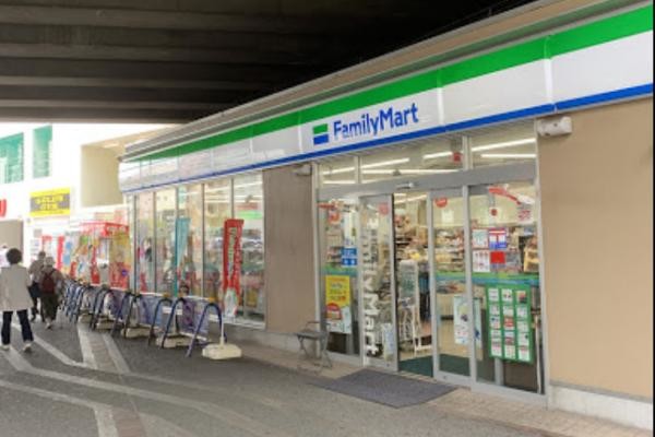 apartment 千葉県浦安市北栄１丁目
地図を見る