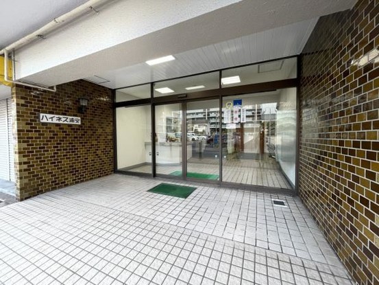 apartment 千葉県浦安市北栄１丁目
地図を見る