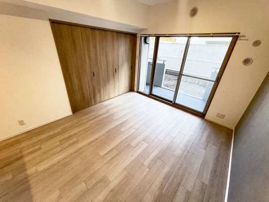 apartment 兵庫県尼崎市南塚口町５丁目
地図を見る