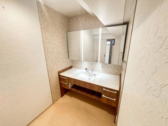 apartment 大阪府大阪市北区天神橋３丁目11-13