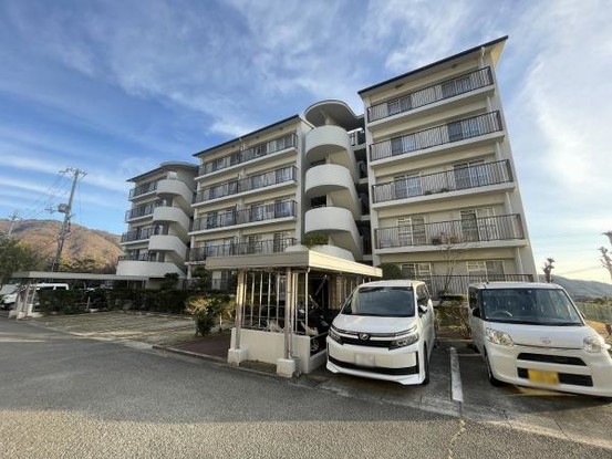 apartment 大阪府池田市伏尾台２丁目
地図を見る