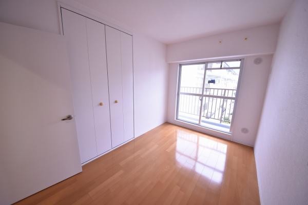 apartment 大阪府池田市伏尾台２丁目
地図を見る