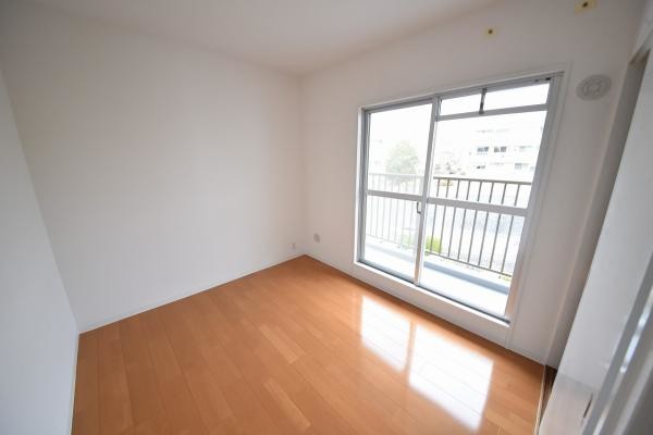 apartment 大阪府池田市伏尾台２丁目
地図を見る