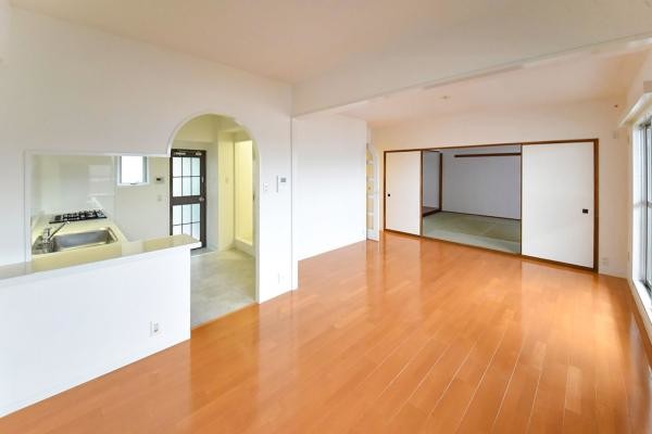 apartment 大阪府池田市伏尾台２丁目
地図を見る