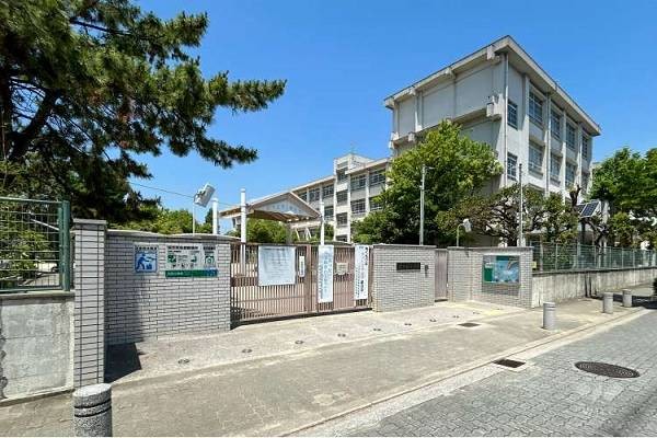 apartment 兵庫県尼崎市南塚口町５丁目
地図を見る