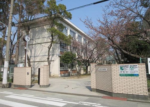 apartment 兵庫県尼崎市南塚口町５丁目
地図を見る
