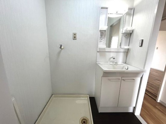 apartment 愛知県大府市共和町２丁目15番地7 ウインドヌーブあづま102