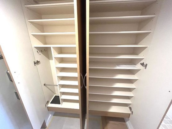 apartment 愛知県大府市共和町２丁目15番地7 ウインドヌーブあづま102