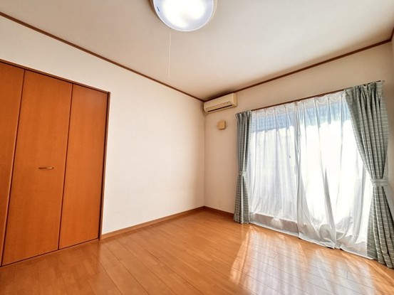 detached 熊本県菊池郡菊陽町光の森５丁目
地図を見る