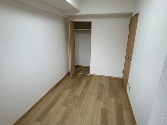 apartment 三重県四日市市下さざらい町11番10号 Sプレイス