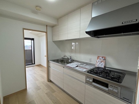 apartment 三重県四日市市下さざらい町11番10号 Sプレイス
