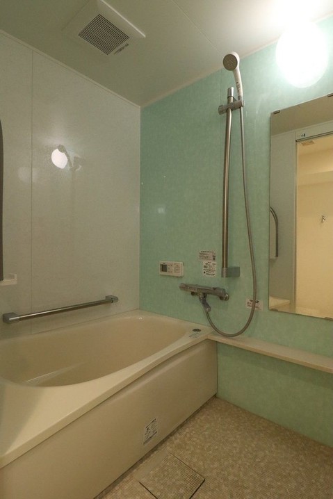 apartment 三重県四日市市下さざらい町11番10号 Sプレイス