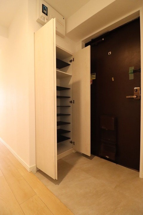 apartment 三重県四日市市下さざらい町11番10号 Sプレイス