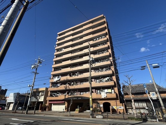 apartment 三重県四日市市下さざらい町11番10号 Sプレイス