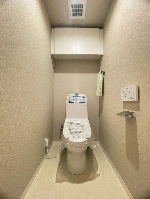 apartment 三重県四日市市下さざらい町11番10号 Sプレイス
