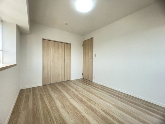 apartment 三重県四日市市下さざらい町11番10号 Sプレイス