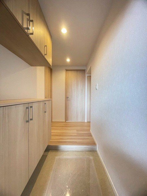 apartment 三重県四日市市下さざらい町11番10号 Sプレイス