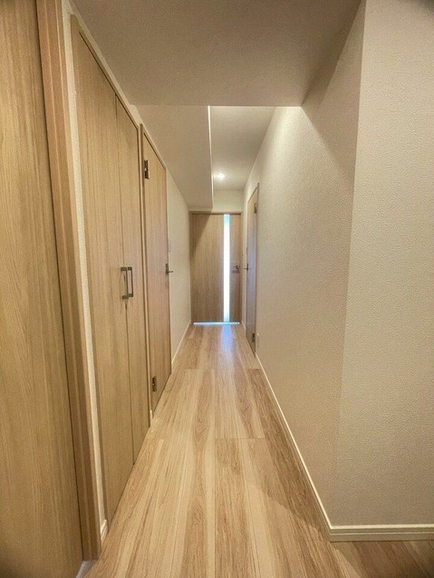 apartment 三重県四日市市下さざらい町11番10号 Sプレイス
