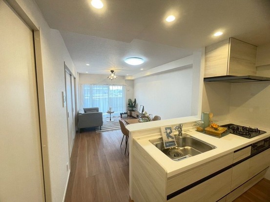 apartment 三重県四日市市下さざらい町11番10号 Sプレイス