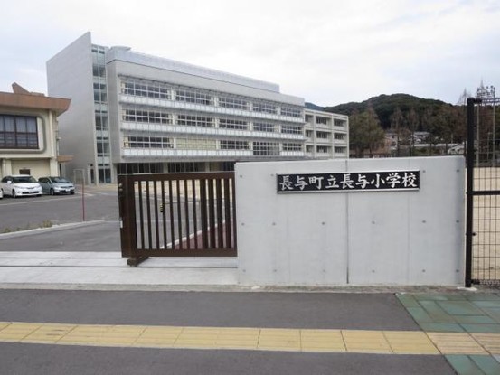 detached 長崎県西彼杵郡長与町嬉里郷
地図を見る