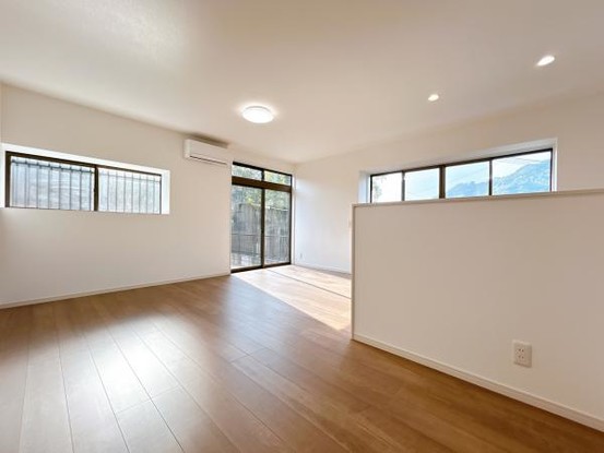 detached 長崎県西彼杵郡長与町嬉里郷
地図を見る