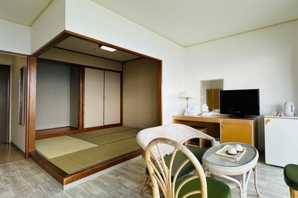 apartment 沖縄県国頭郡本部町字渡久地
地図を見る