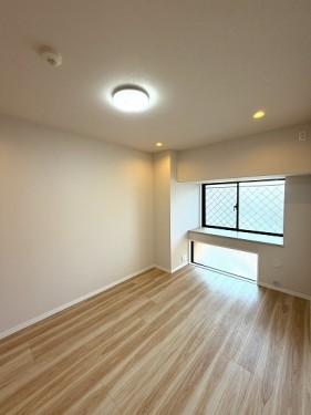 apartment 神奈川県横浜市港南区上大岡西１丁目１３番８号 大樹生命上大岡ビル5階