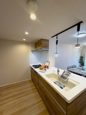 apartment 神奈川県横浜市港南区上大岡西１丁目１３番８号 大樹生命上大岡ビル5階