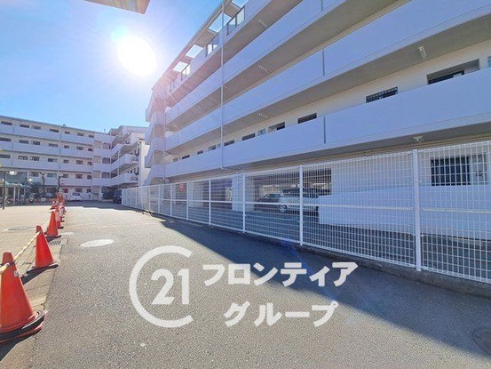 apartment 奈良県大和高田市大字市場
地図を見る