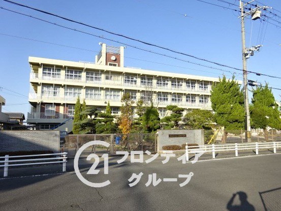 apartment 奈良県大和高田市大字市場
地図を見る