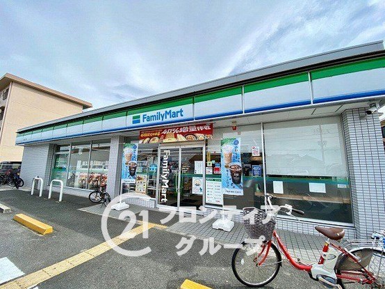 apartment 奈良県大和高田市大字市場
地図を見る
