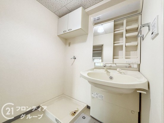 apartment 奈良県奈良市西大寺栄町
地図を見る