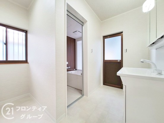 detached 奈良県香芝市逢坂４丁目
地図を見る