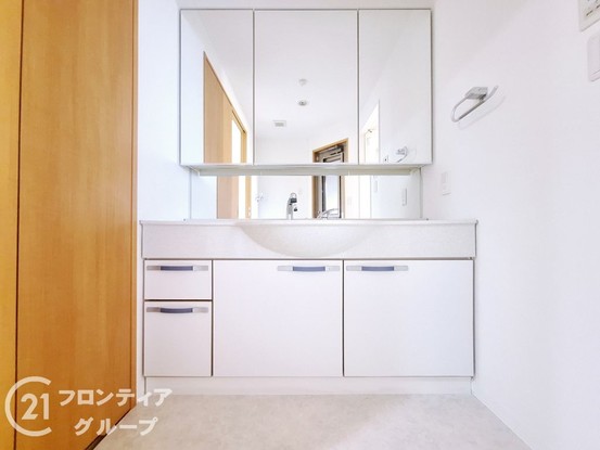 apartment 奈良県香芝市下田西４丁目
地図を見る