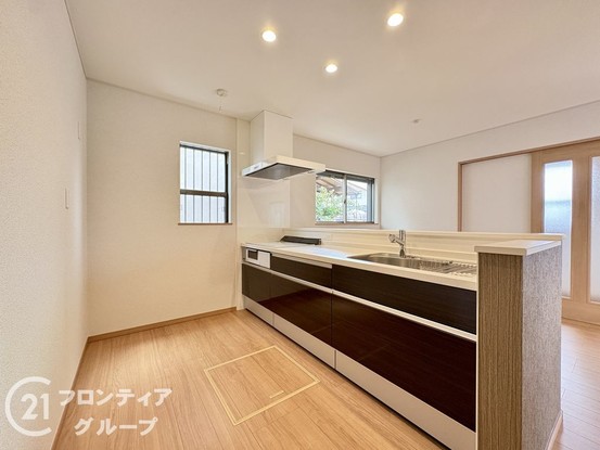 detached 奈良県生駒郡斑鳩町神南１丁目
地図を見る